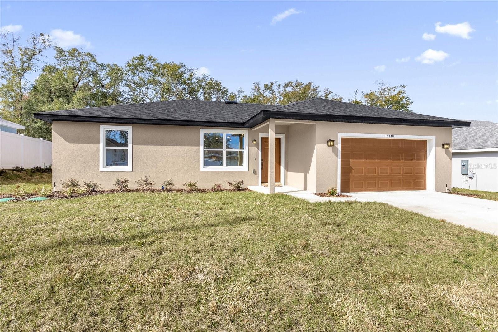 16440 SE 87TH CT, SUMMERFIELD, FL — photo 3