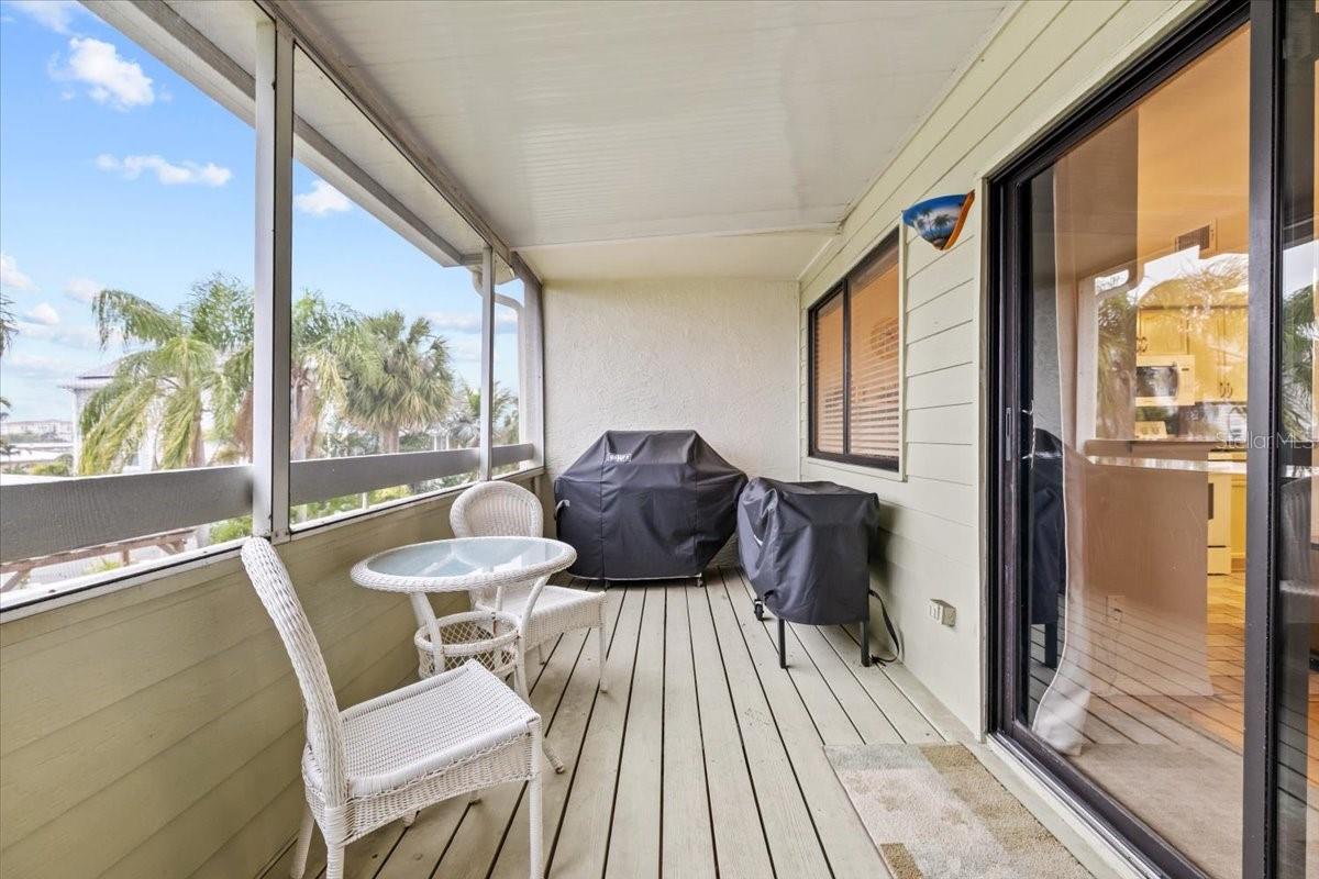 2392 HANOVER DR, DUNEDIN, FL — photo 26