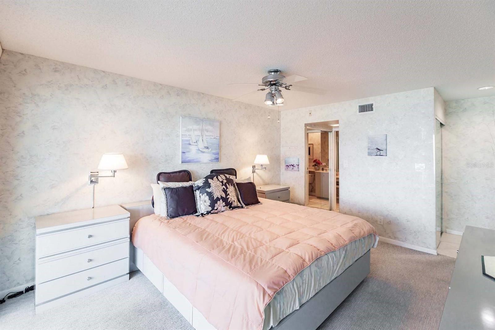 1055 W PEPPERTREE DR #802AA, SARASOTA, FL — photo 23