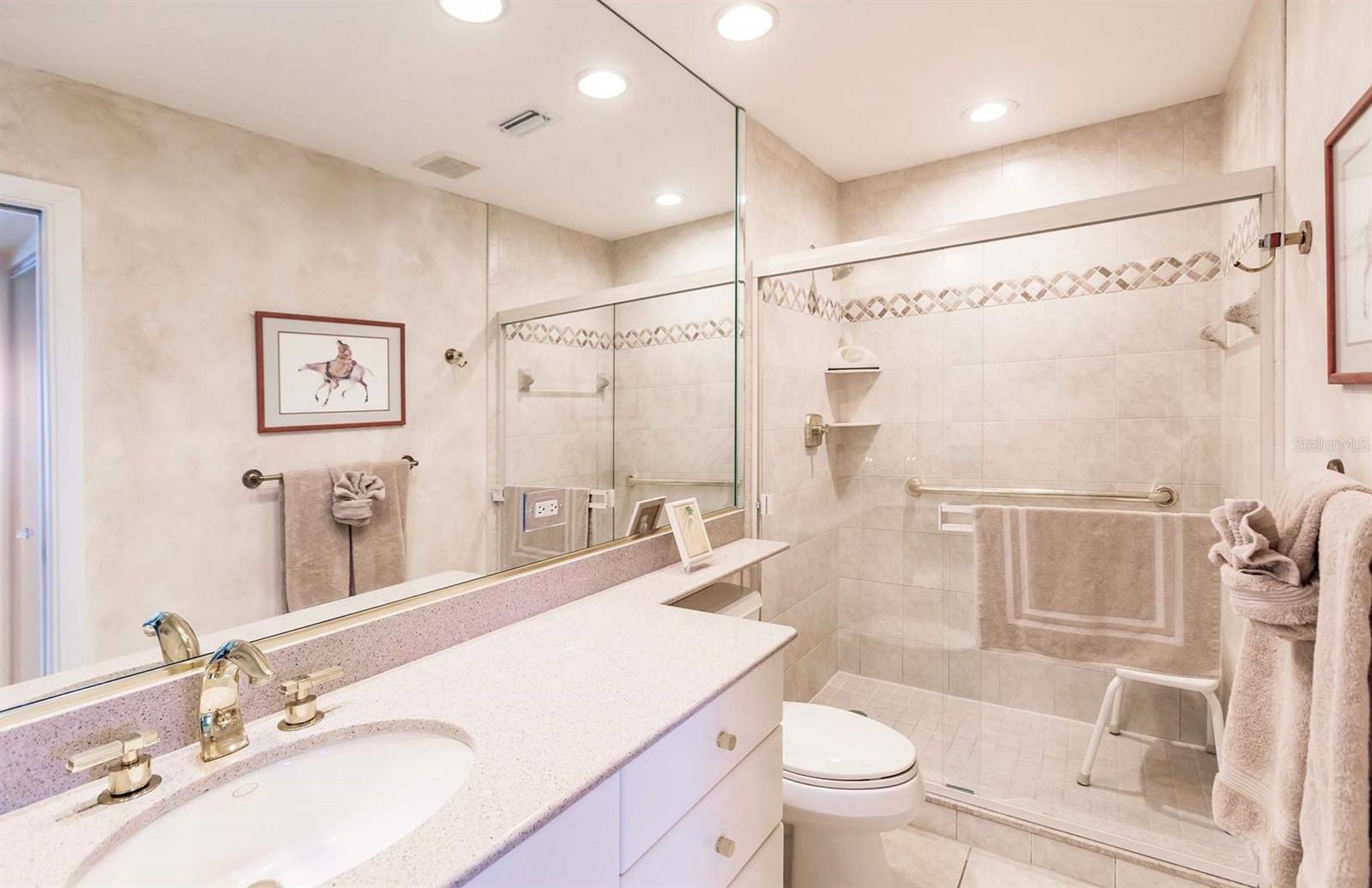 1055 W PEPPERTREE DR #802AA, SARASOTA, FL — photo 27