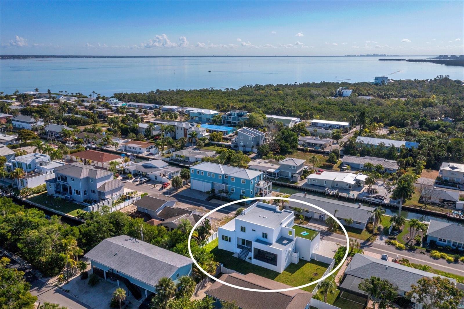 635 JUNGLE QUEEN WAY, LONGBOAT KEY, FL — photo 46