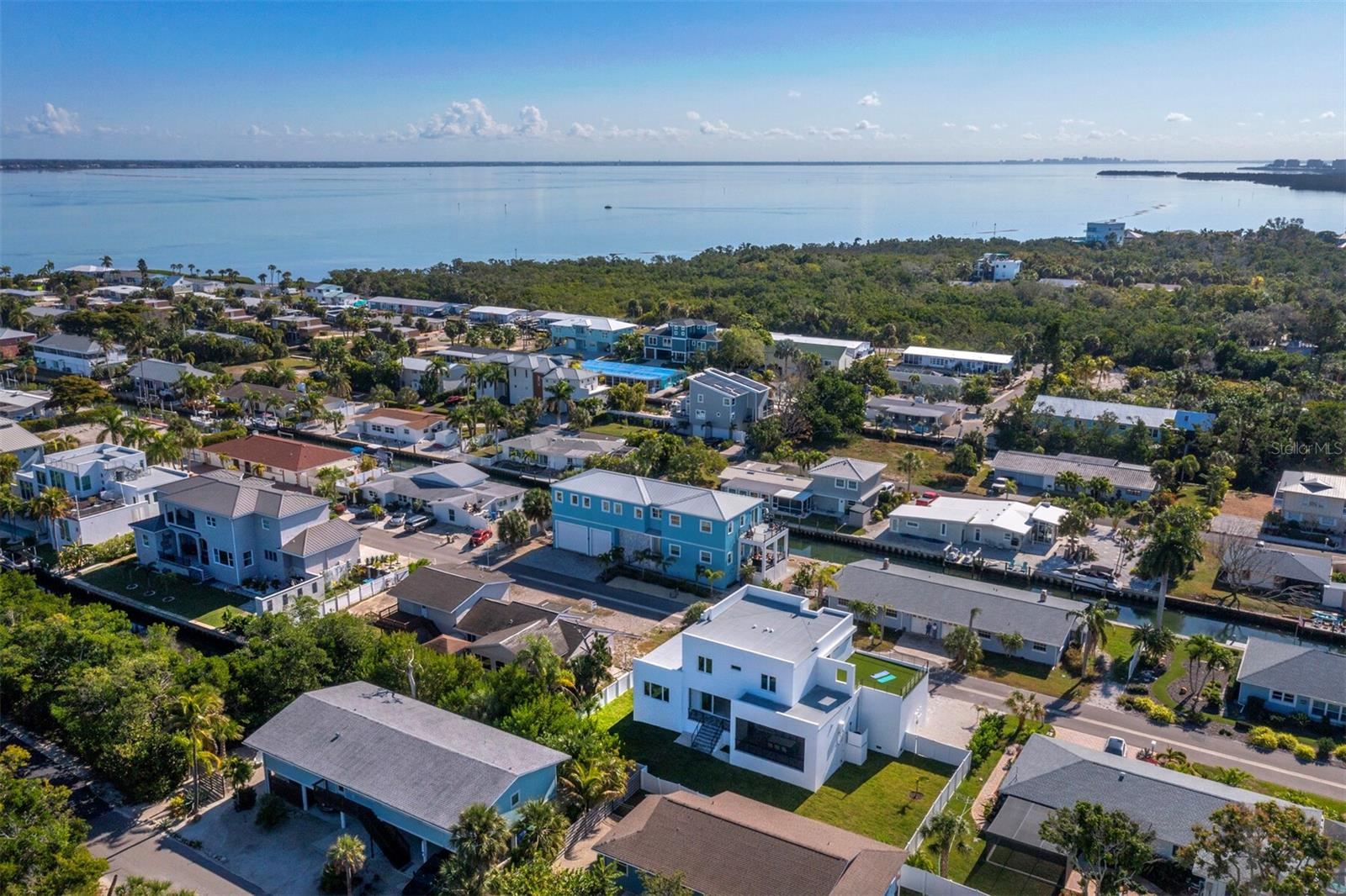 635 JUNGLE QUEEN WAY, LONGBOAT KEY, FL — photo 51