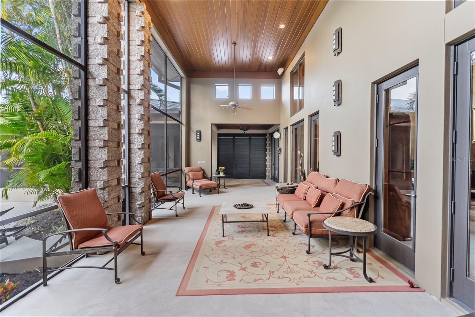 1804 N LAKE SHORE DR, SARASOTA, FL — photo 17