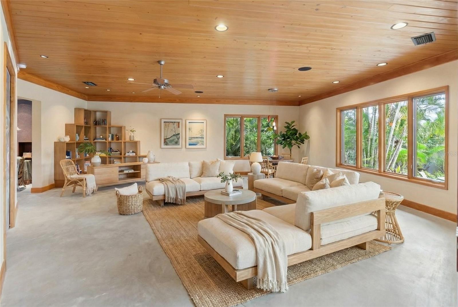 1804 N LAKE SHORE DR, SARASOTA, FL — photo 14