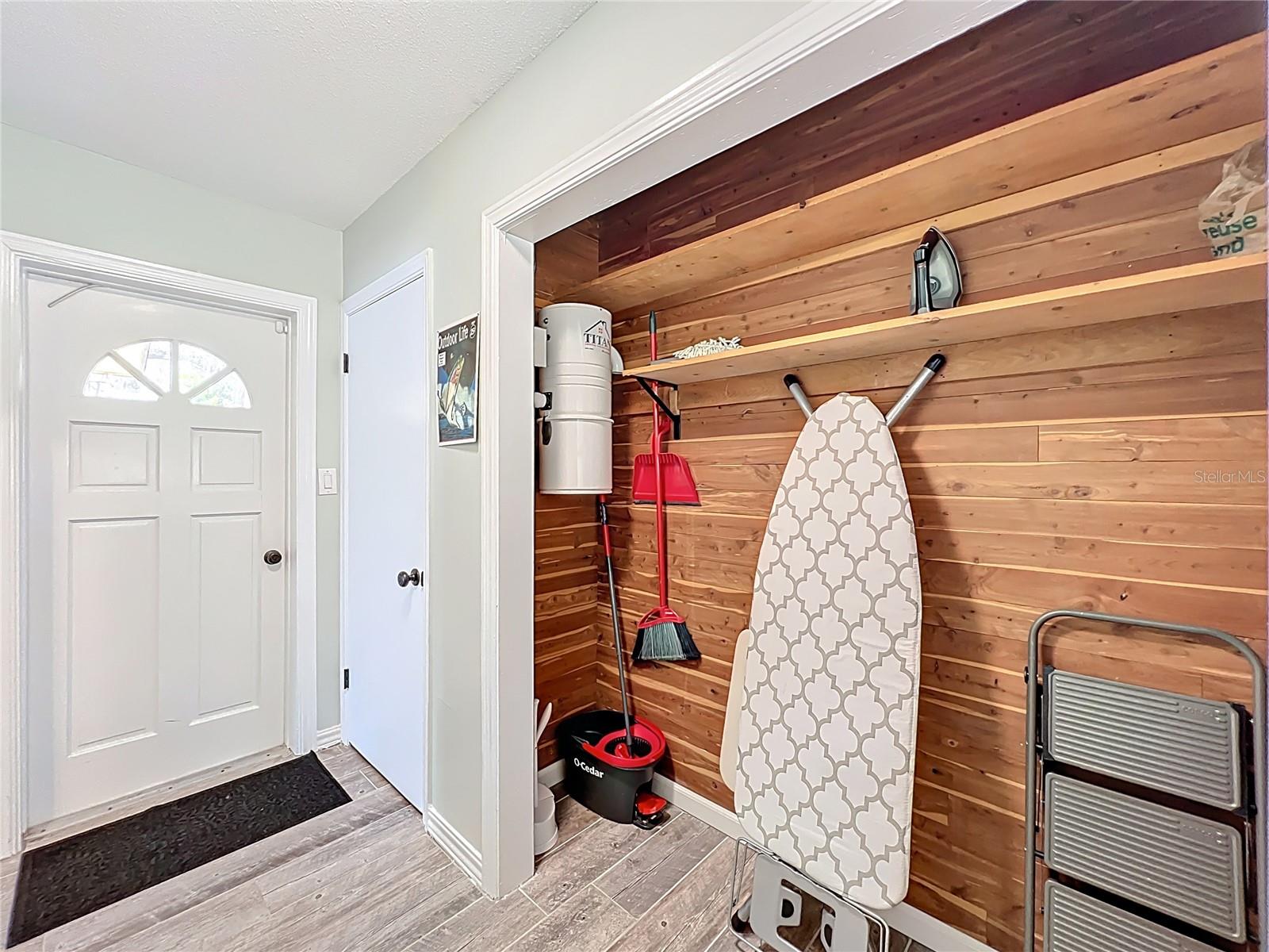 1617 LAKE NETTIE CT, EUSTIS, FL — photo 75