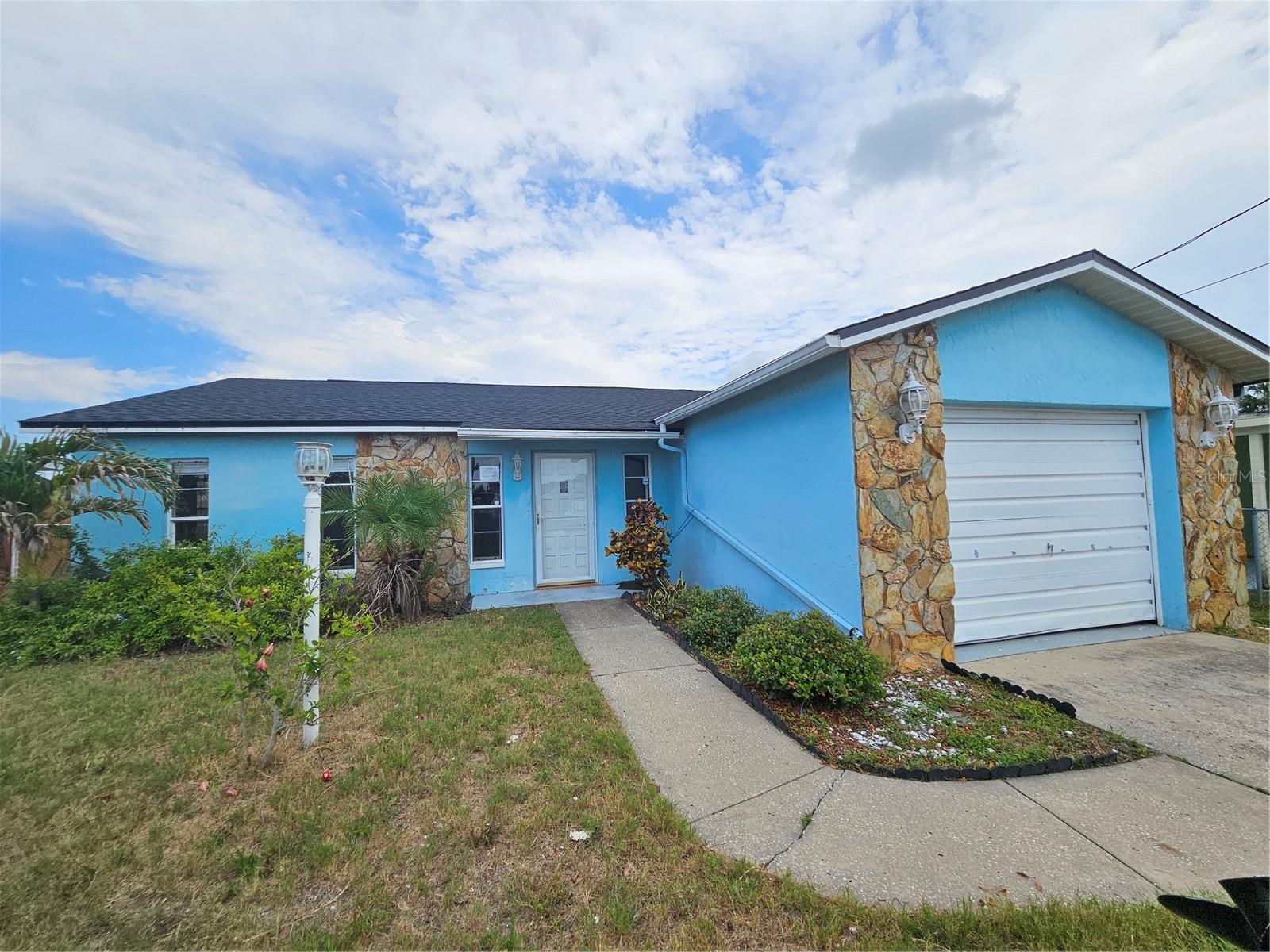 13612 FRANCES AVE, HUDSON, FL