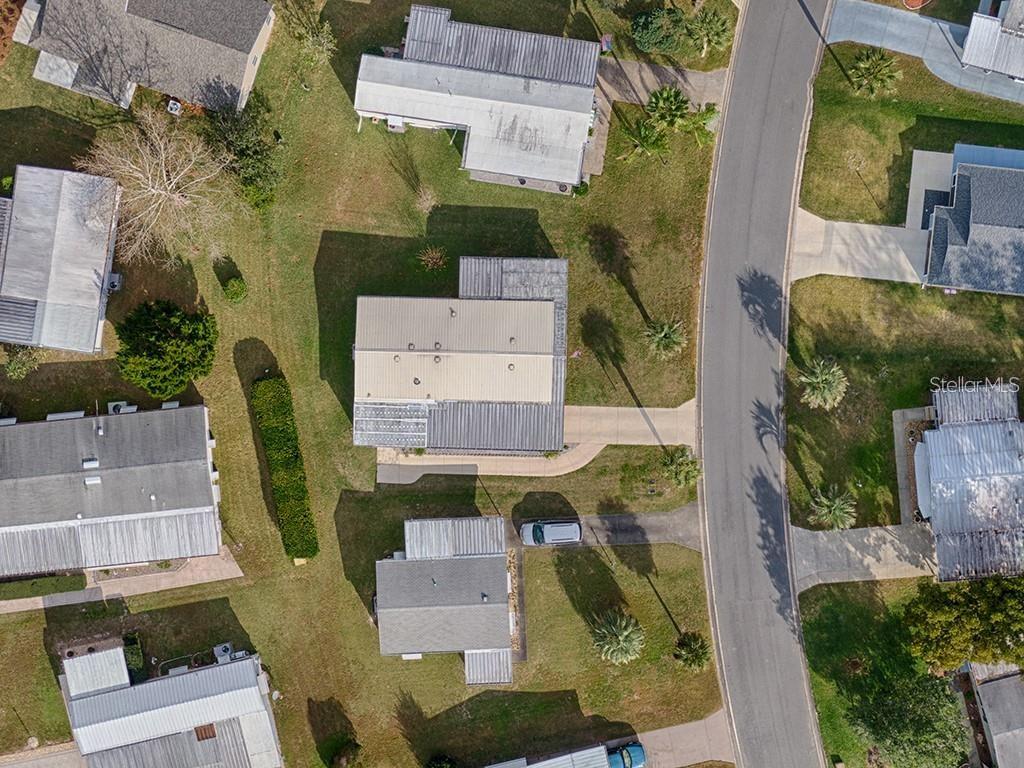 717 ROYAL PALM AVE, LADY LAKE, FL — photo 33