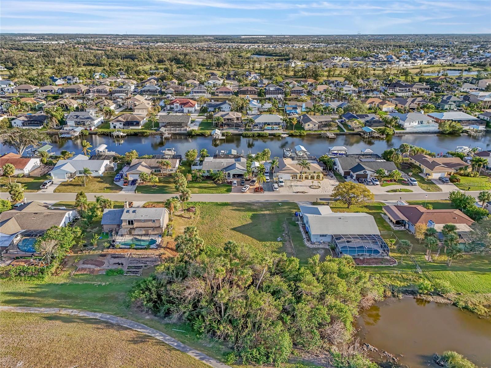 901 EAGLE LN, APOLLO BEACH, FL — photo 4