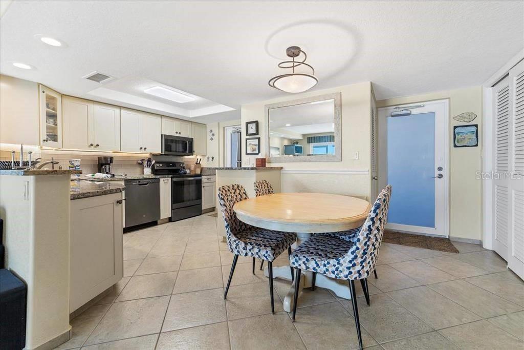 6154 MIDNIGHT PASS RD #102, SARASOTA, FL — photo 5