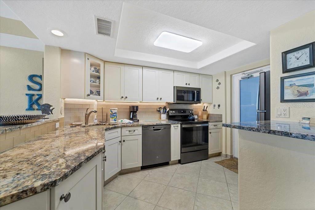 6154 MIDNIGHT PASS RD #102, SARASOTA, FL — photo 7
