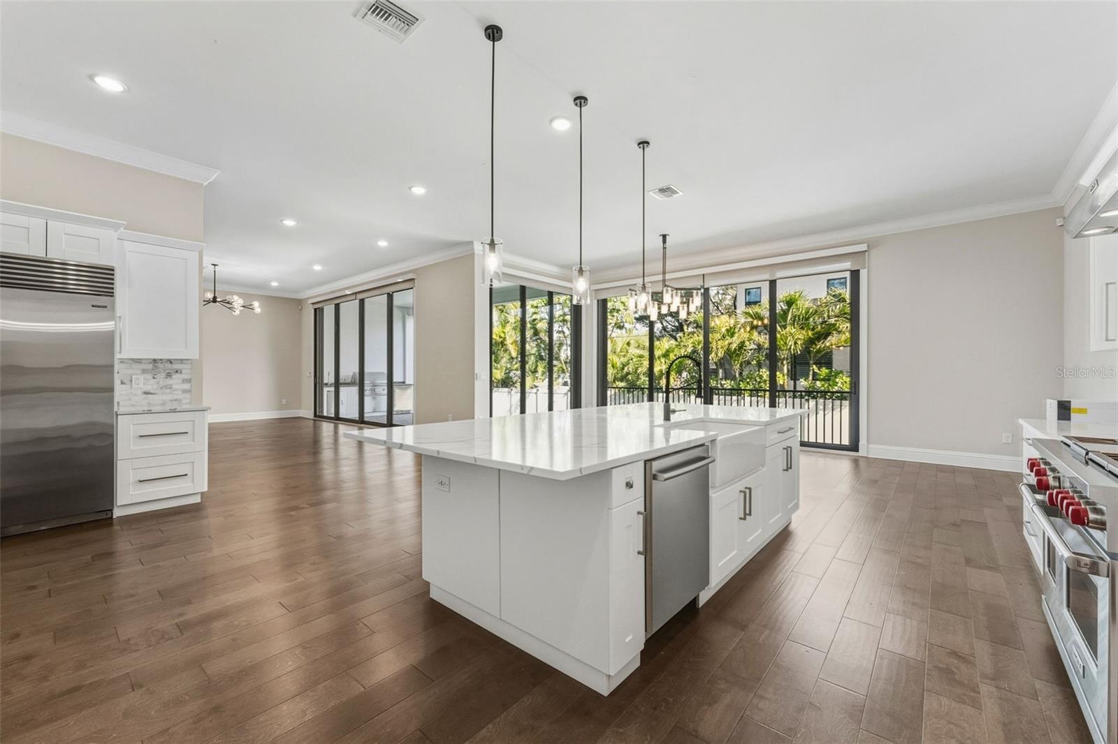 481 W DAVIS BLVD, TAMPA, FL — photo 17