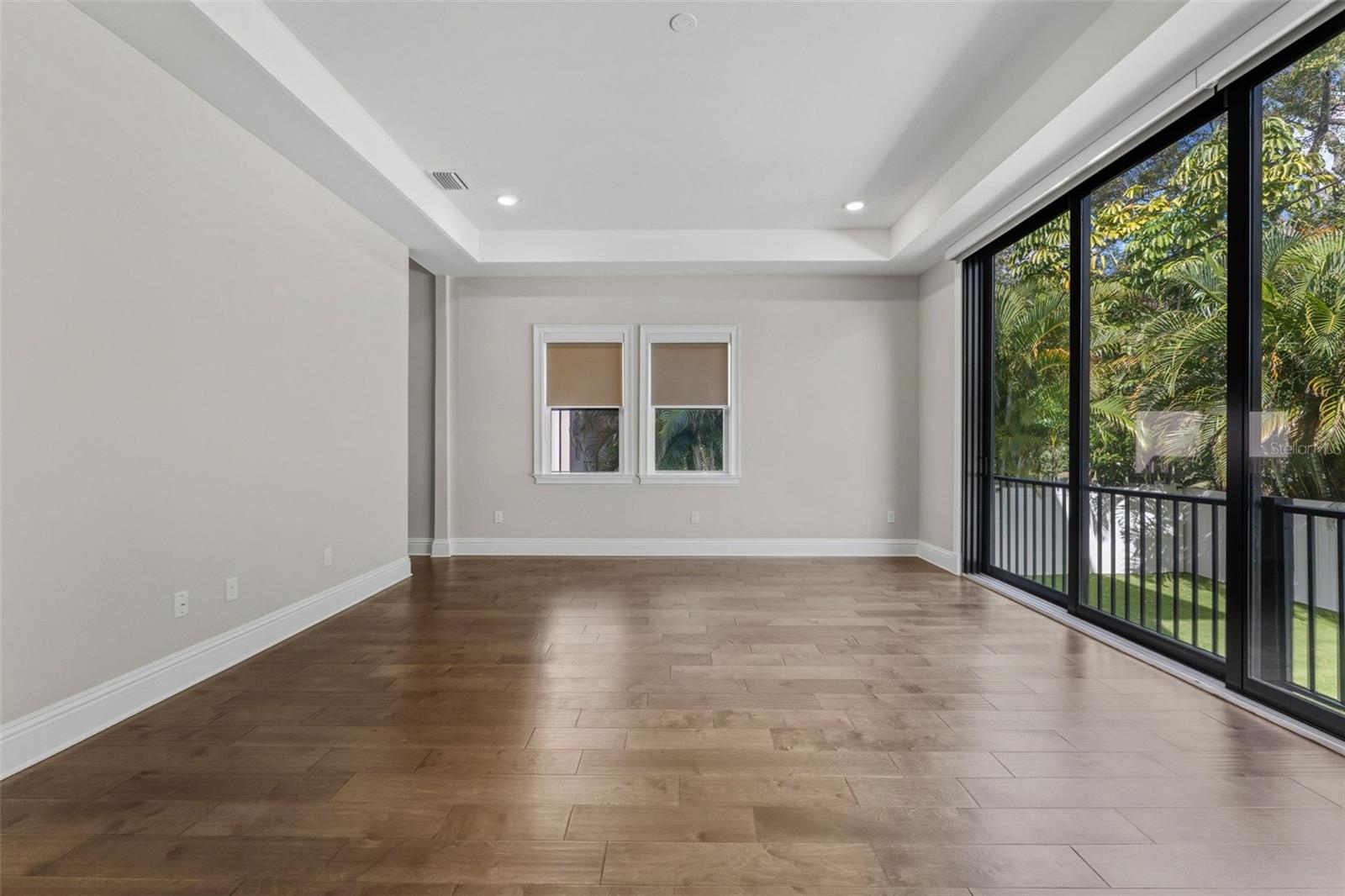 481 W DAVIS BLVD, TAMPA, FL — photo 26