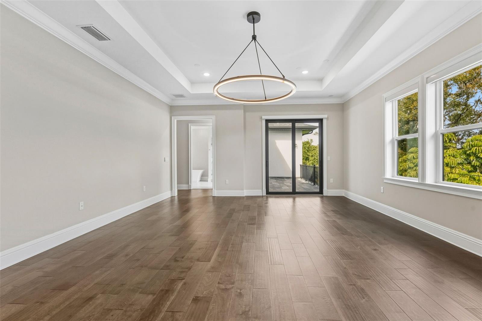 481 W DAVIS BLVD, TAMPA, FL — photo 38