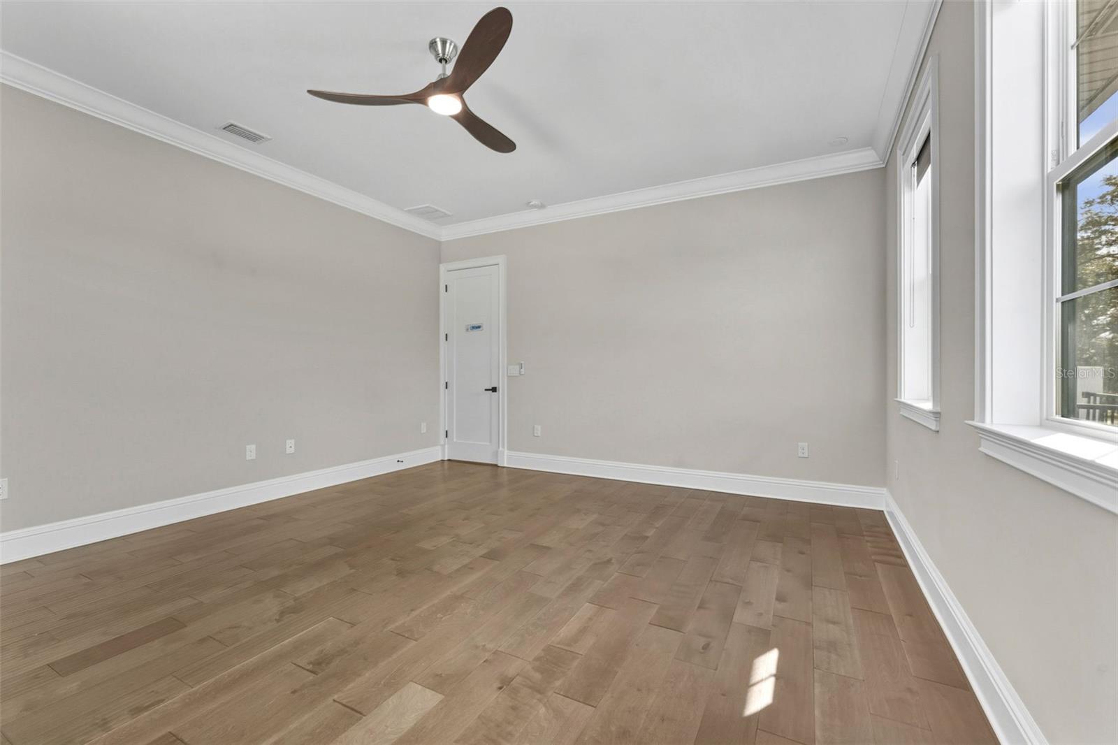 481 W DAVIS BLVD, TAMPA, FL — photo 53