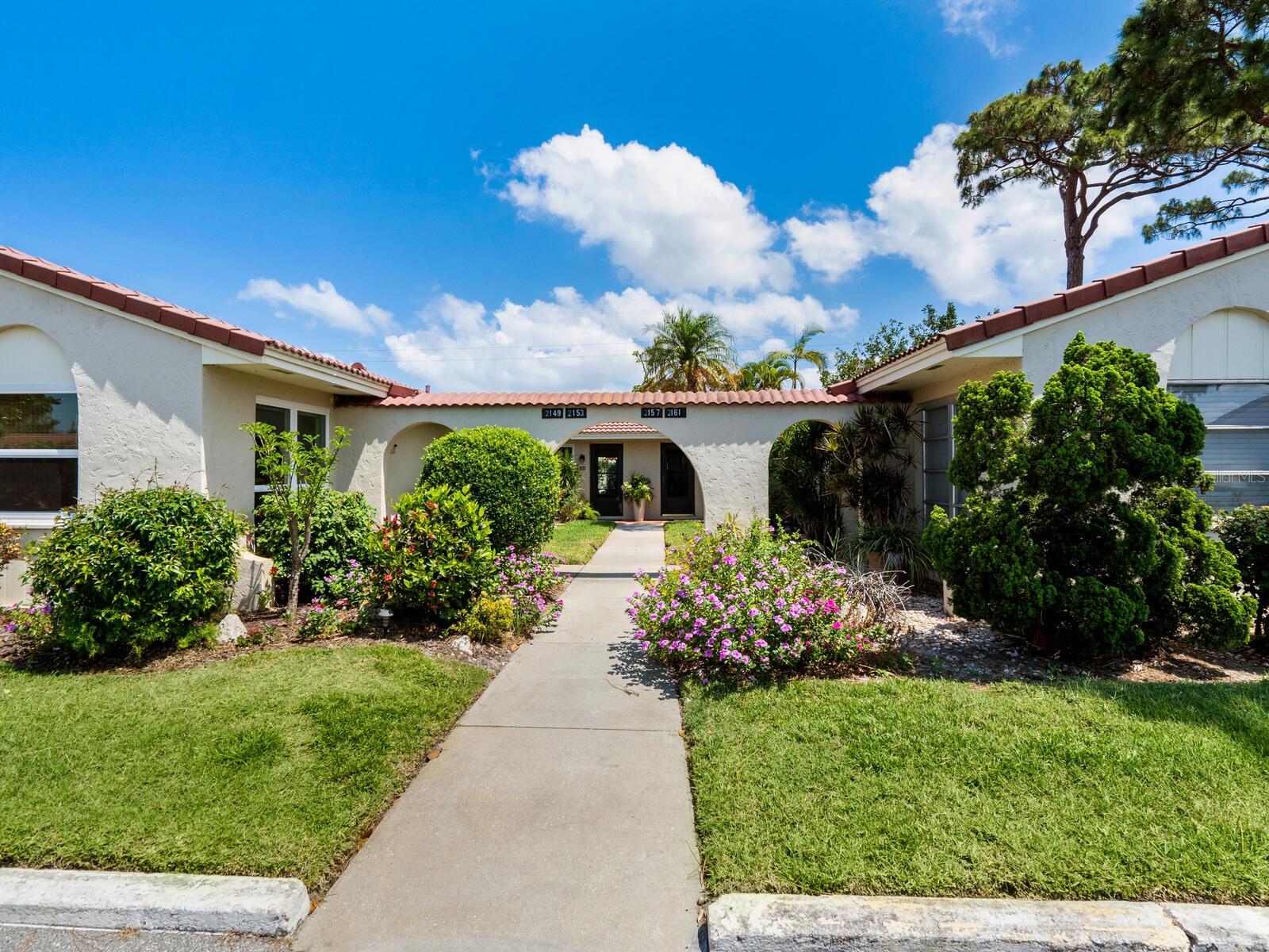 2153 PUEBLO CIR #V14, SARASOTA, FL