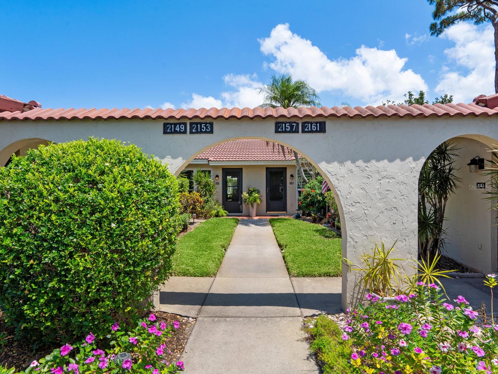 2153 PUEBLO CIR #V14, SARASOTA, FL — photo 2