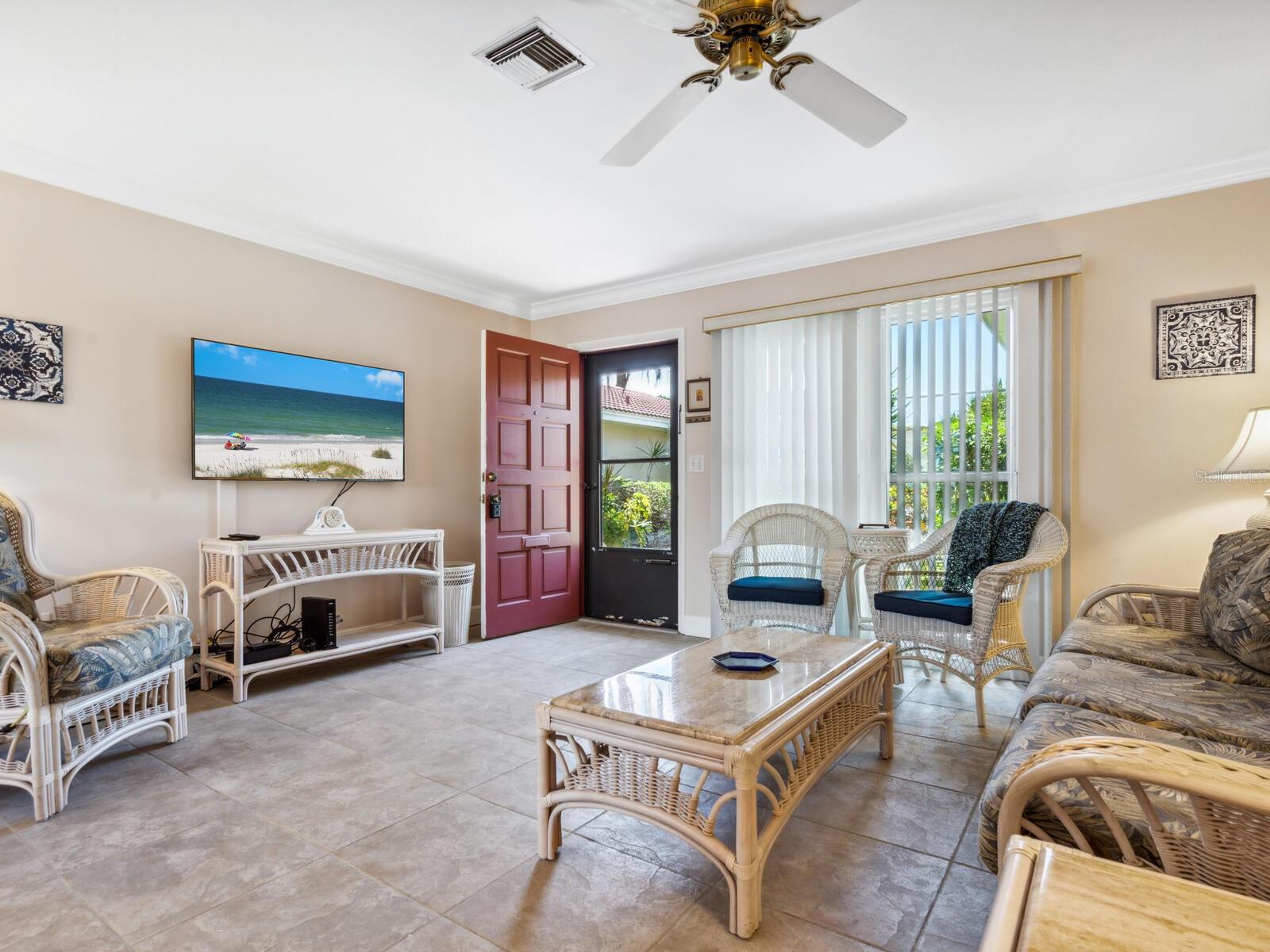 2153 PUEBLO CIR #V14, SARASOTA, FL — photo 7