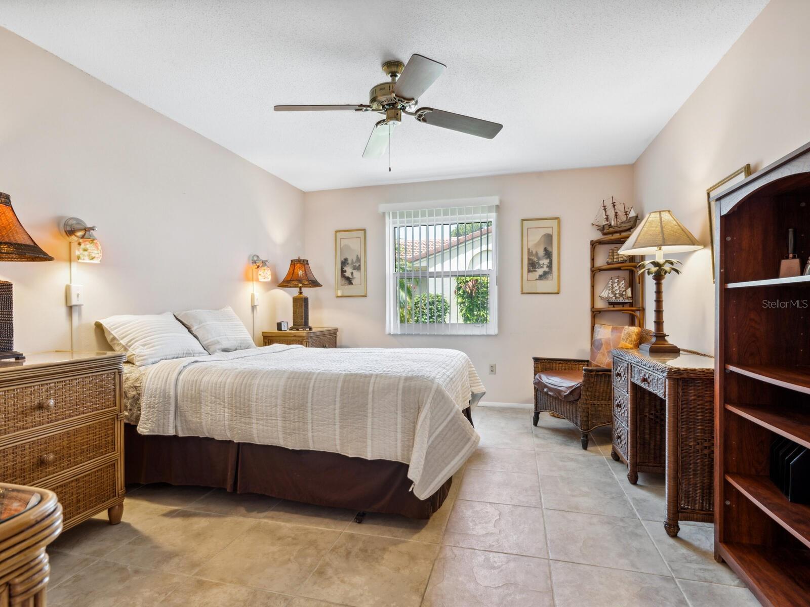2153 PUEBLO CIR #V14, SARASOTA, FL — photo 14