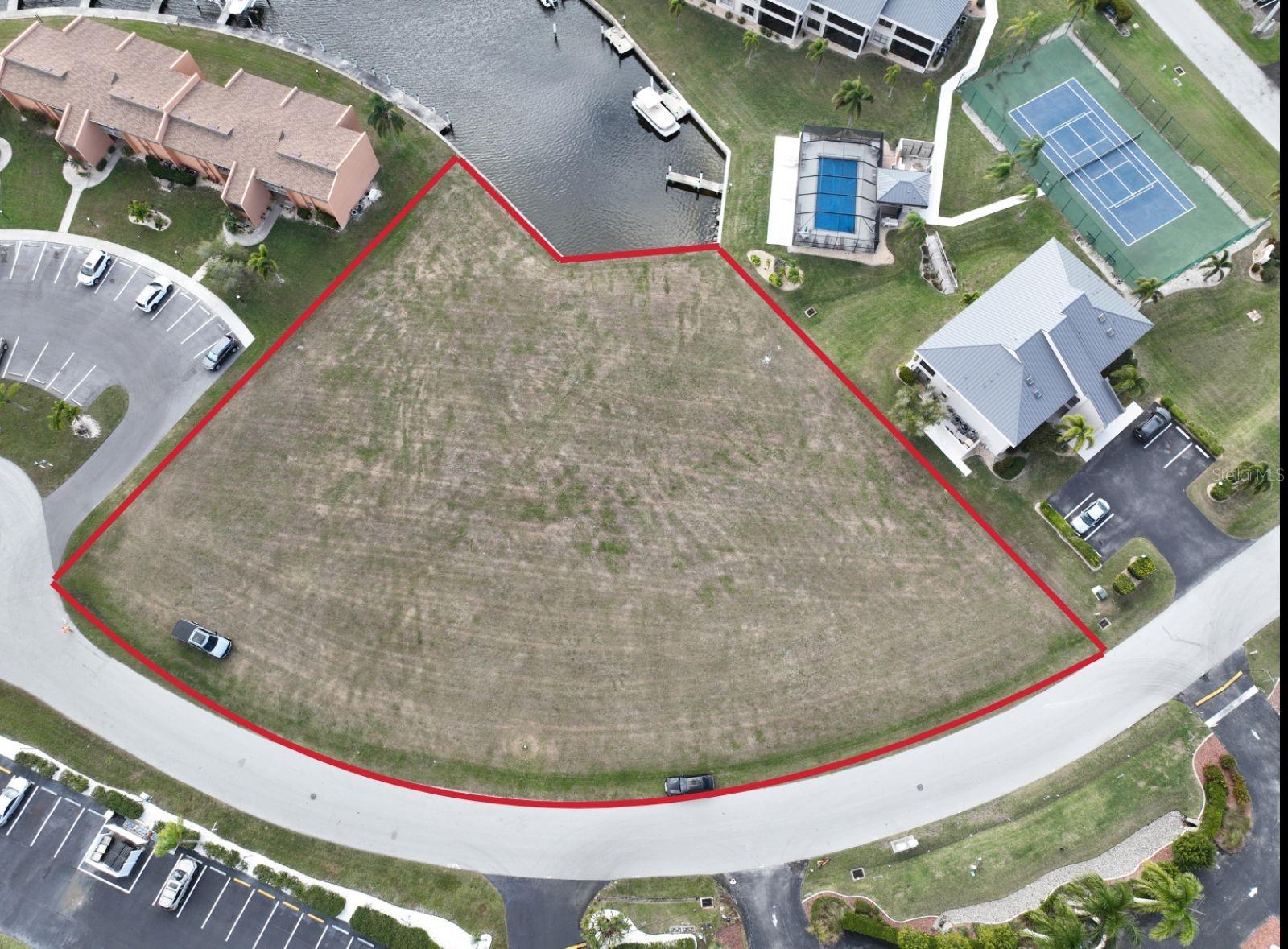 1341 ROCK DOVE CT, PUNTA GORDA, FL — photo 2