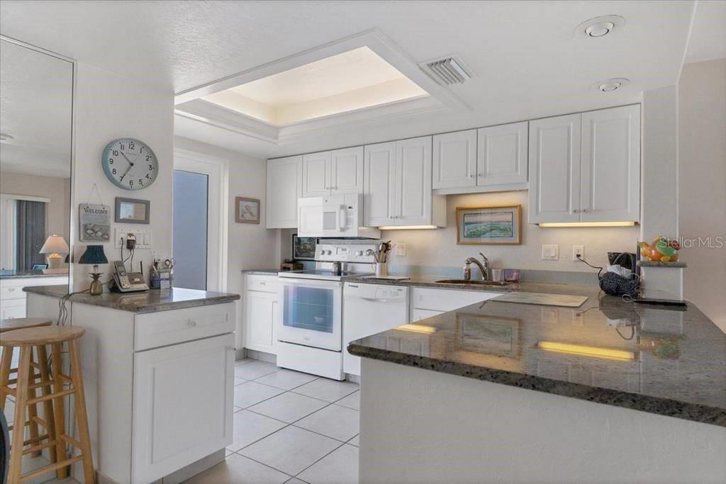 6154 MIDNIGHT PASS RD #305, SARASOTA, FL — photo 10