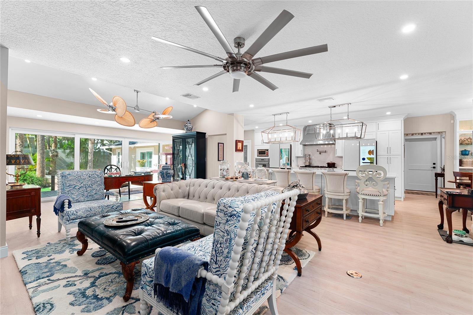 848 MANDALAY AVE, CLEARWATER BEACH, FL — photo 8