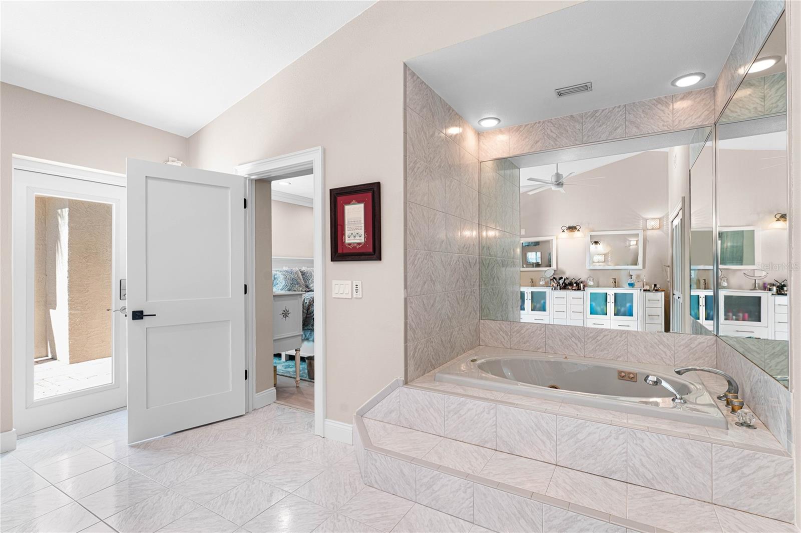 848 MANDALAY AVE, CLEARWATER BEACH, FL — photo 28
