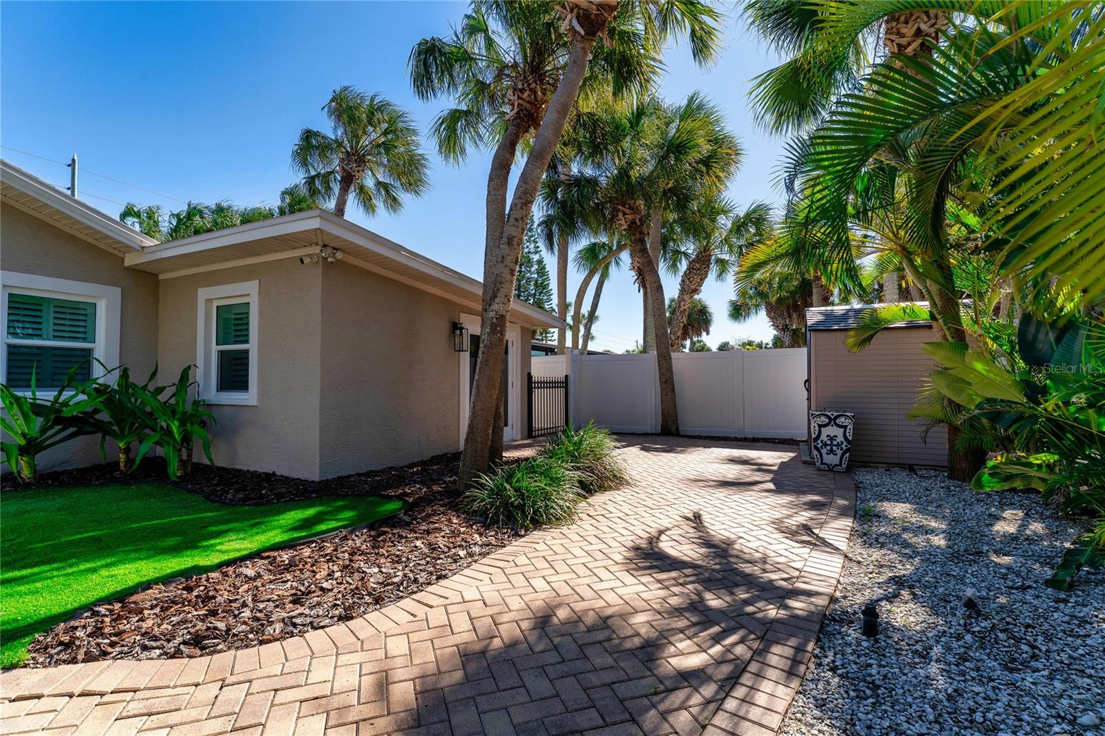 848 MANDALAY AVE, CLEARWATER BEACH, FL — photo 54