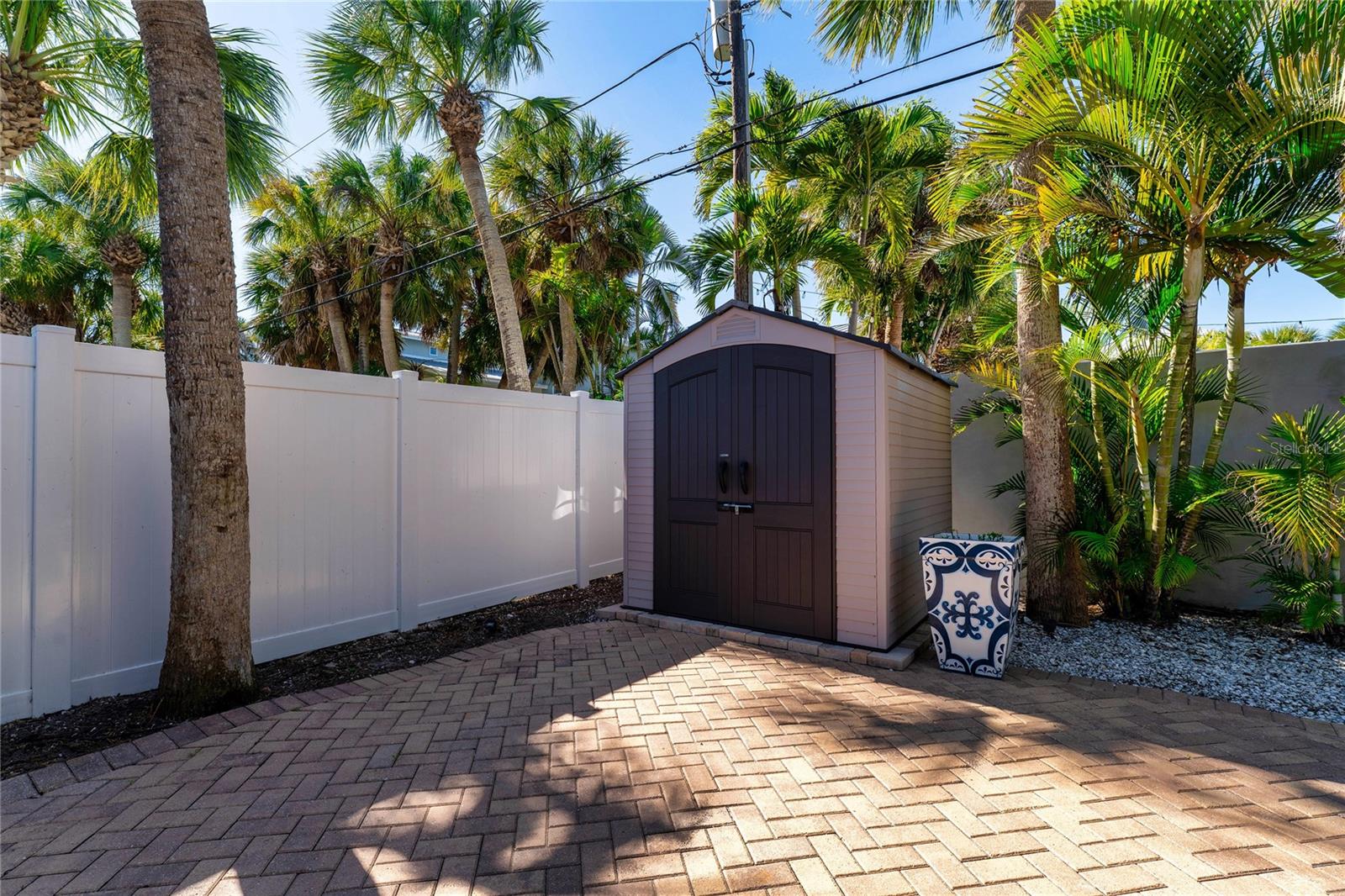 848 MANDALAY AVE, CLEARWATER BEACH, FL — photo 56