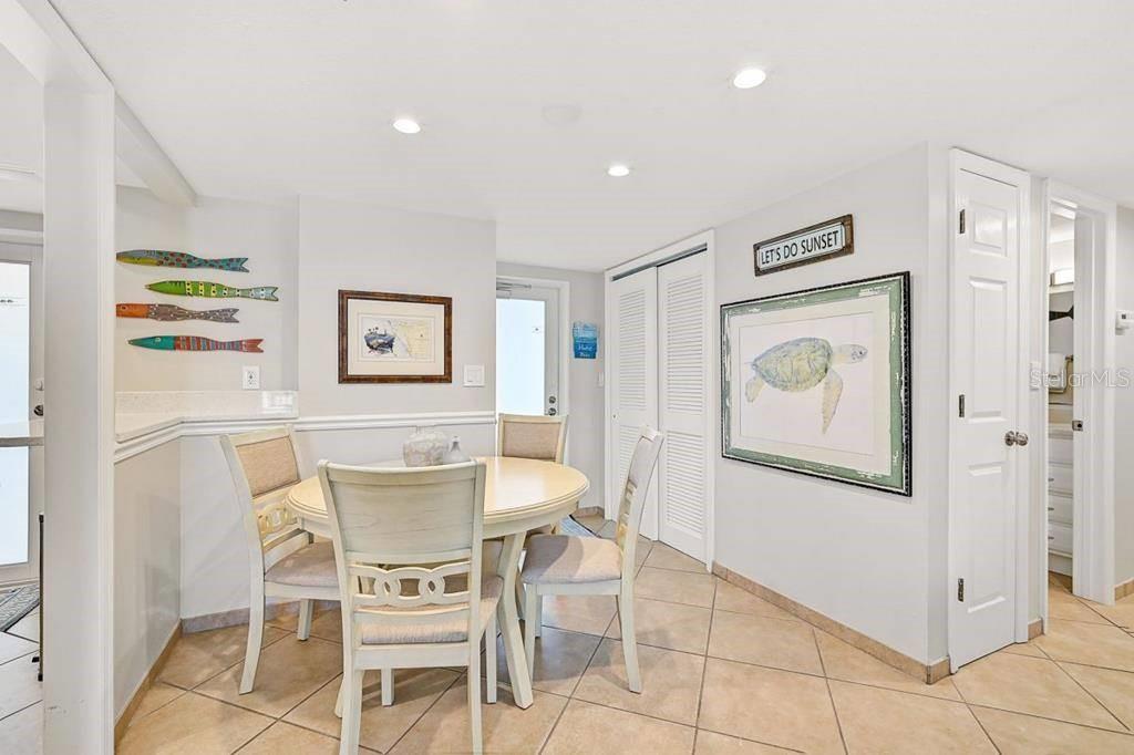 6154 MIDNIGHT PASS RD #206, SARASOTA, FL — photo 4