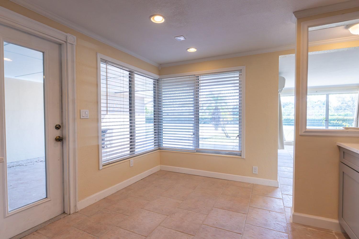 410 W CHARLOTTE AVE, PUNTA GORDA, FL — photo 13