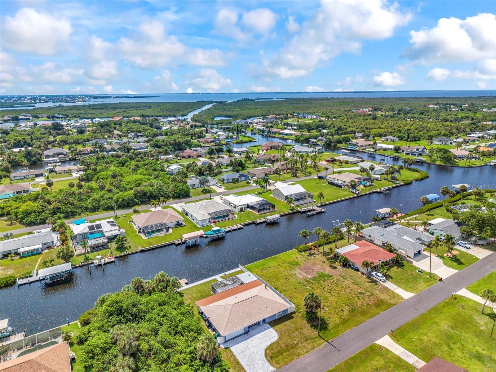 4366 WYNKOOP CIR, PORT CHARLOTTE, FL — photo 11