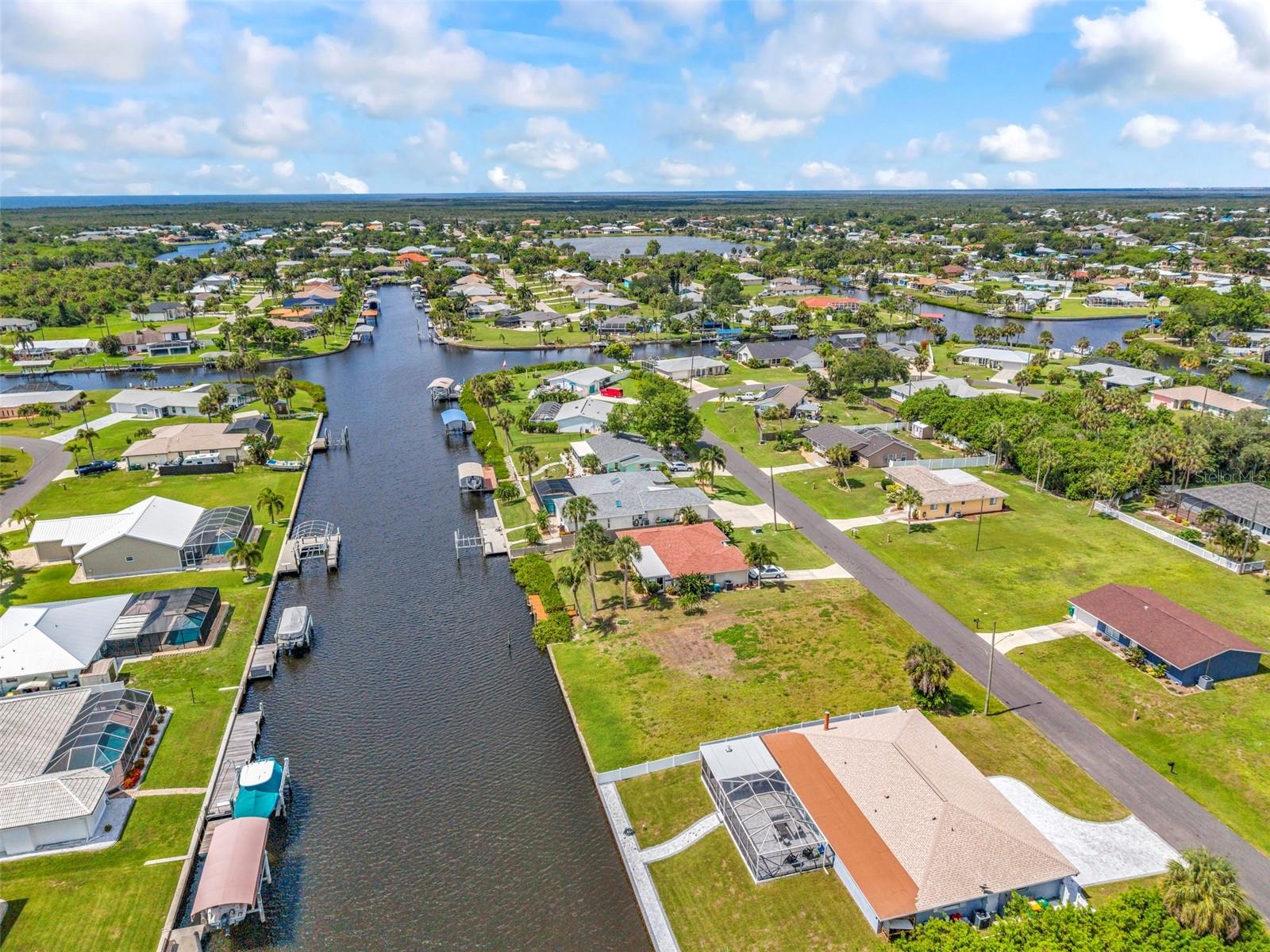 4366 WYNKOOP CIR, PORT CHARLOTTE, FL — photo 15