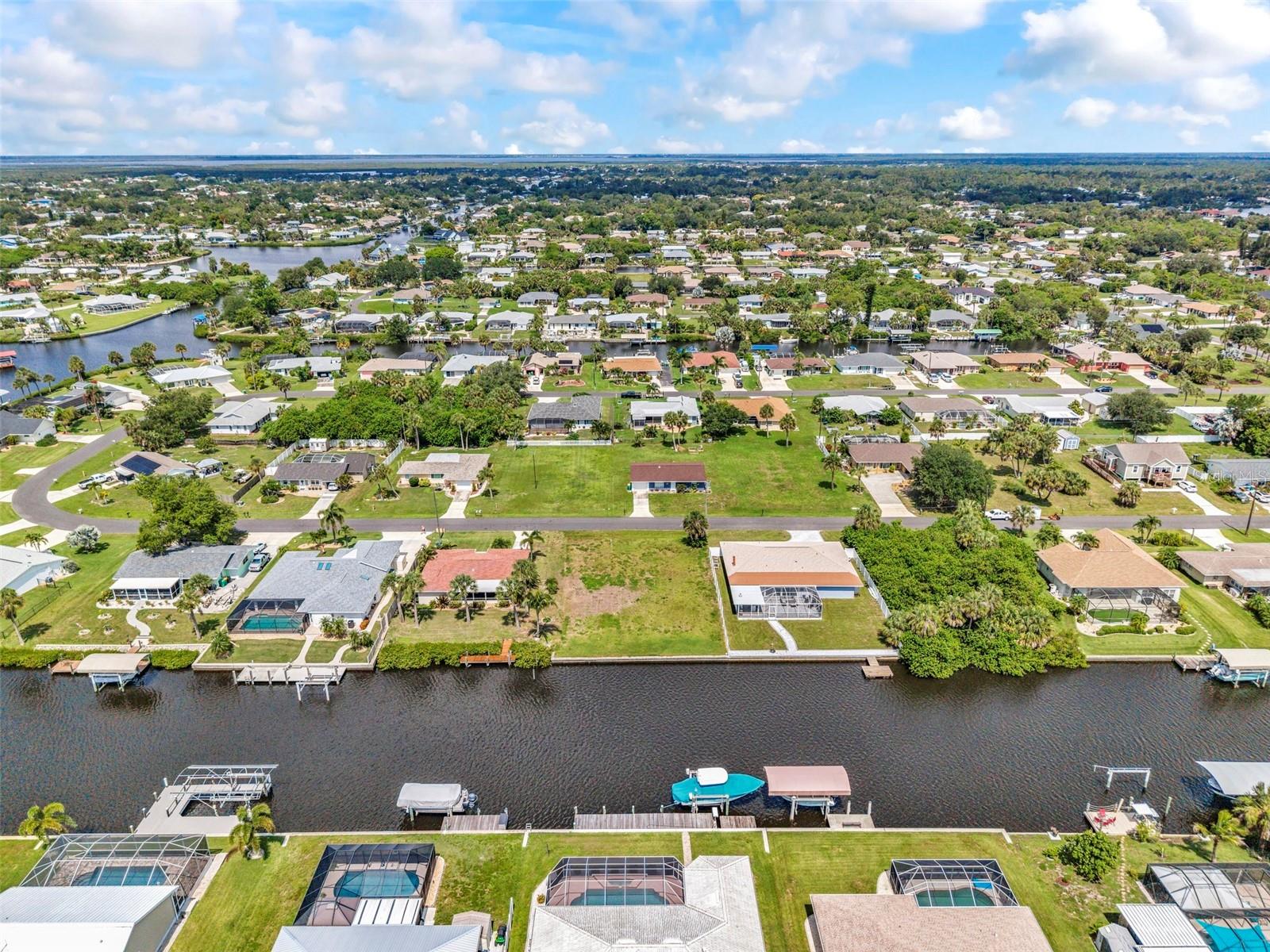 4366 WYNKOOP CIR, PORT CHARLOTTE, FL — photo 19
