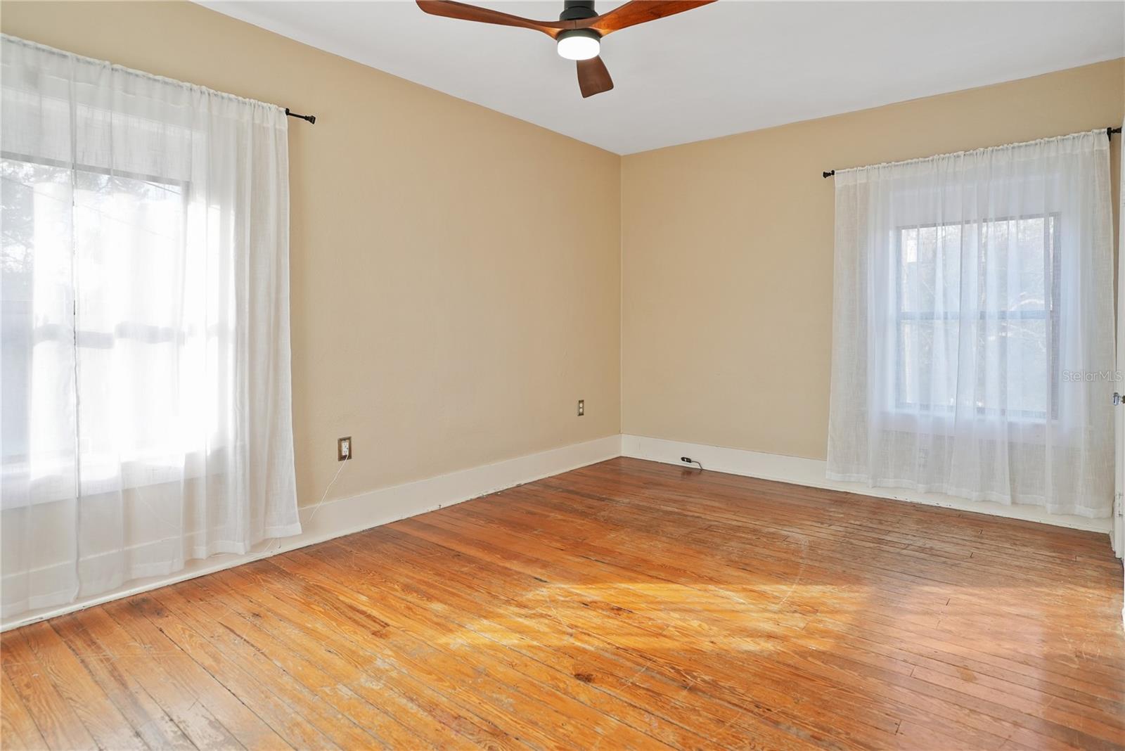 1013 MAGNOLIA DR, CLEARWATER, FL — photo 13