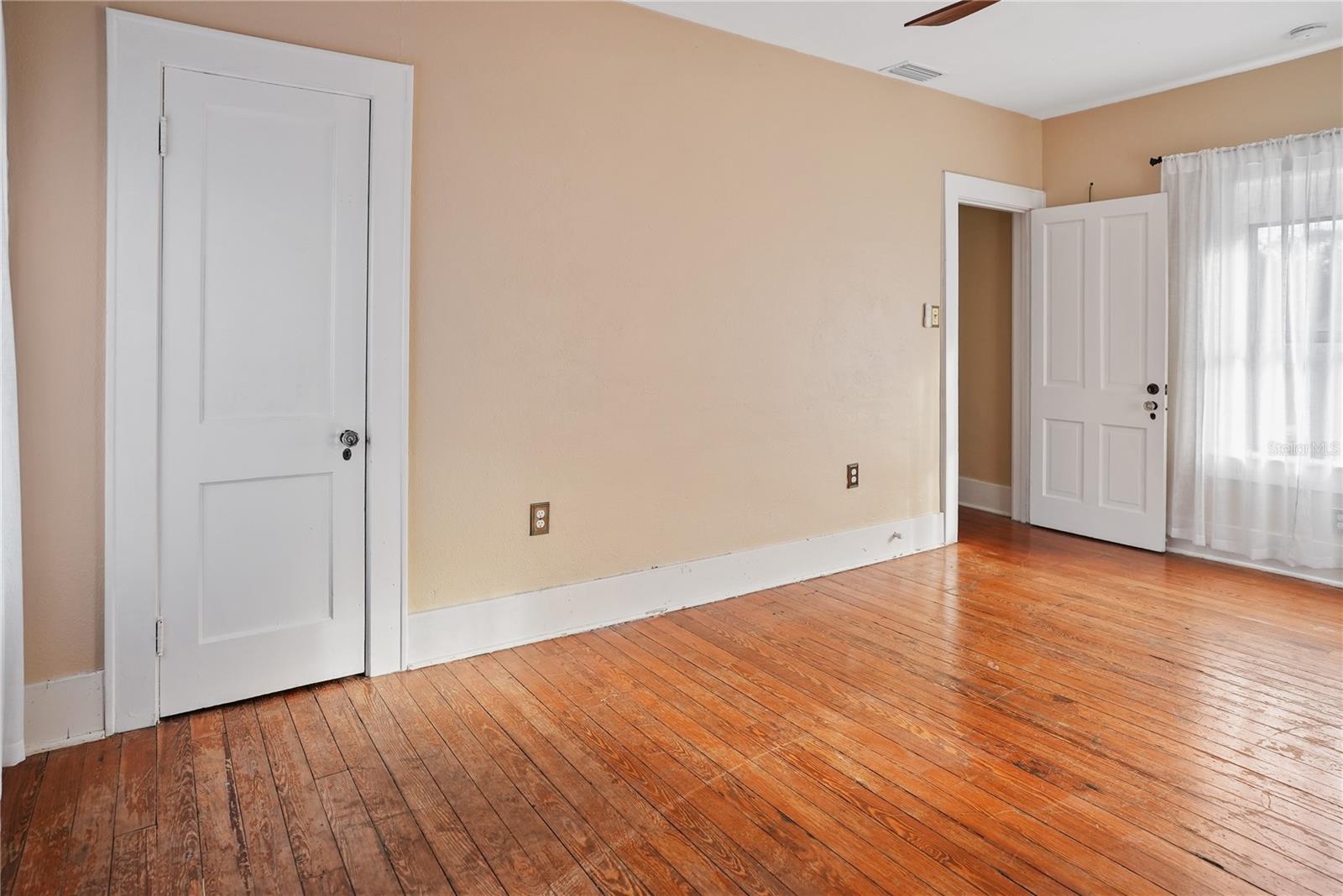 1013 MAGNOLIA DR, CLEARWATER, FL — photo 15
