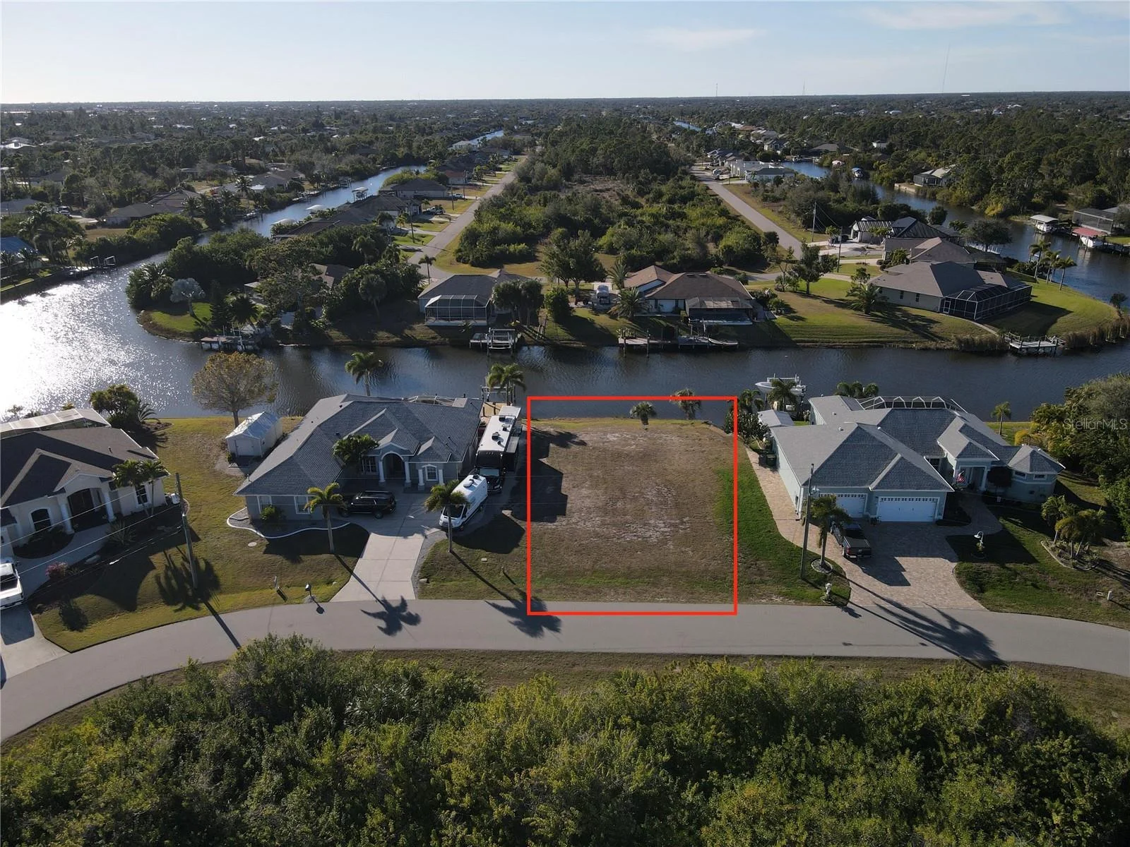 15666 APPLEWHITE CIR, PORT CHARLOTTE, FL — photo 13