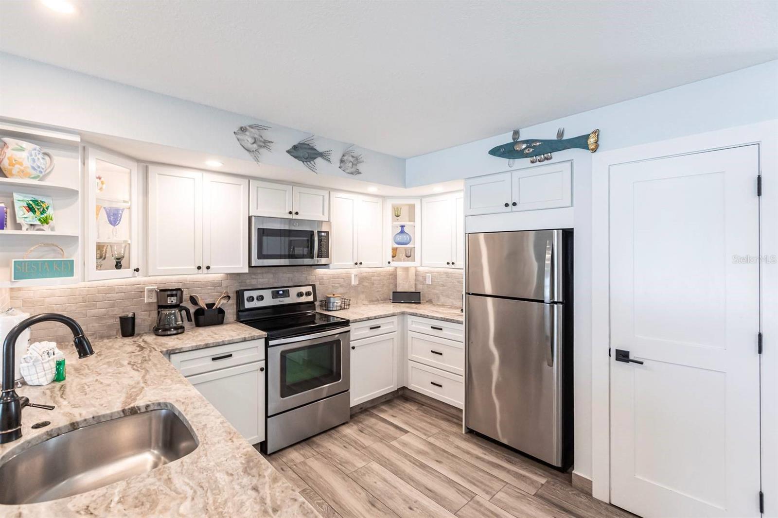 6154 MIDNIGHT PASS RD #202, SARASOTA, FL — photo 45