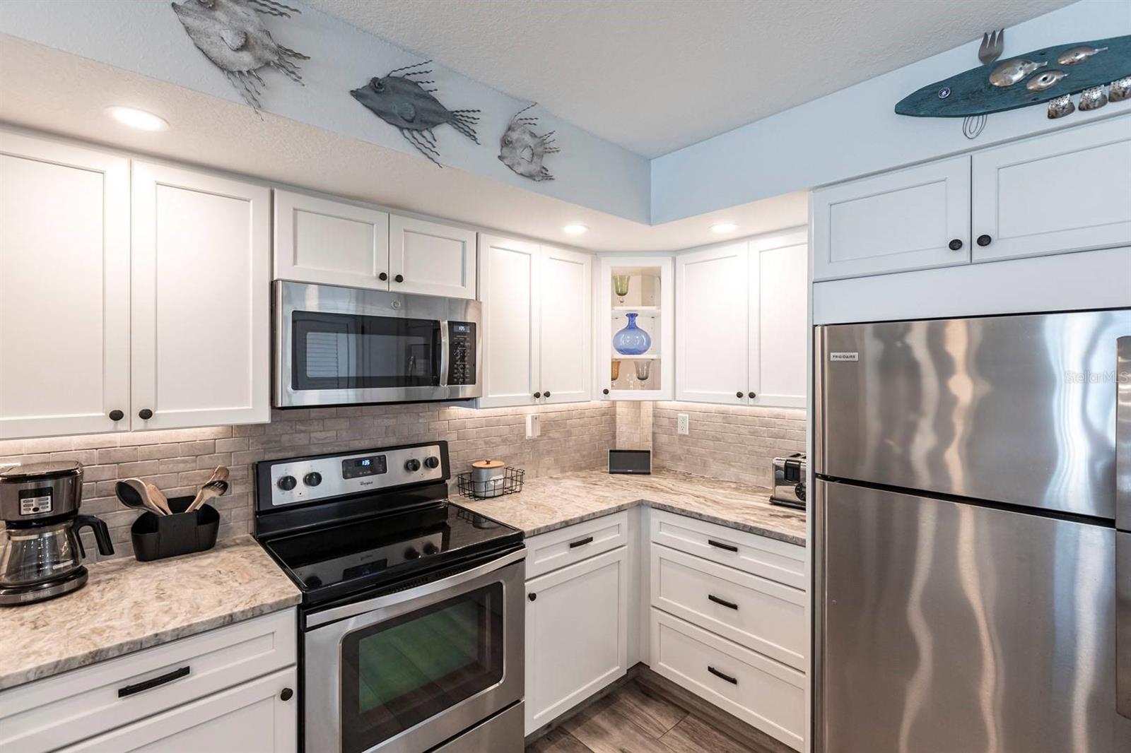 6154 MIDNIGHT PASS RD #202, SARASOTA, FL — photo 47