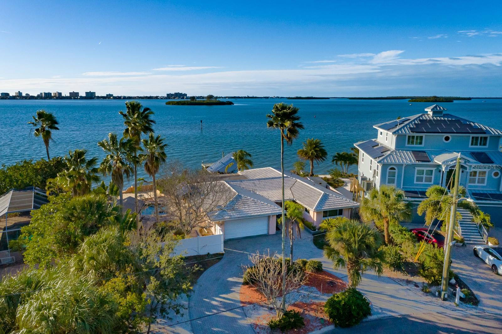 1844 VENETIAN POINT DR, CLEARWATER, FL