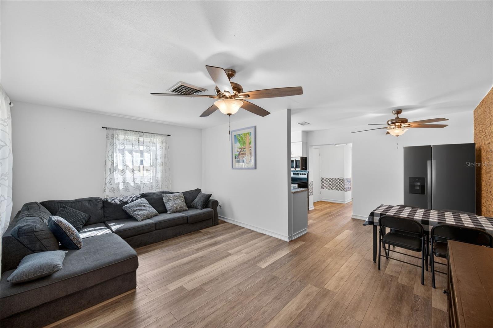 5900 CYPRESS ST N, ST PETERSBURG, FL — photo 6