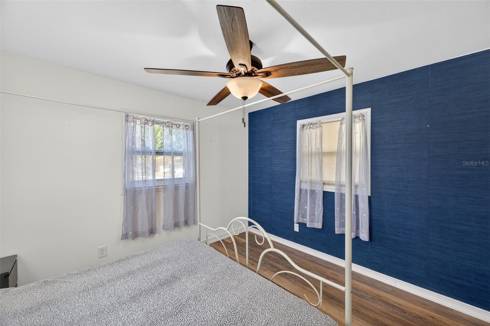 5900 CYPRESS ST N, ST PETERSBURG, FL — photo 14