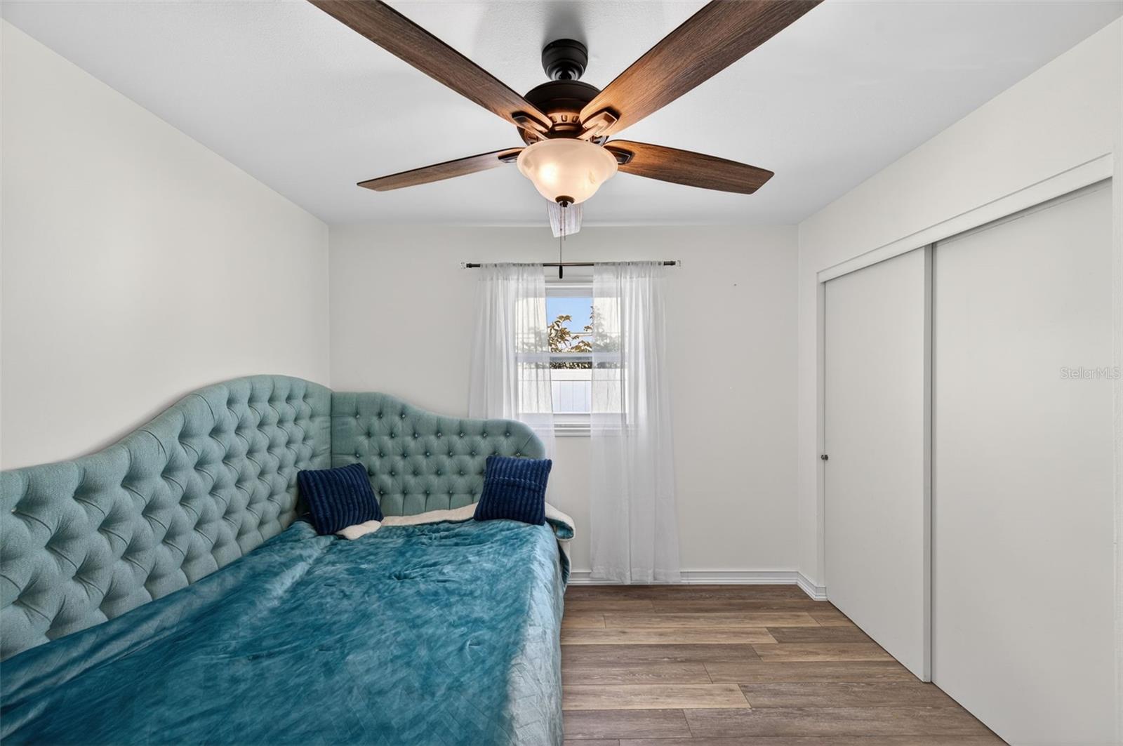 5900 CYPRESS ST N, ST PETERSBURG, FL — photo 18