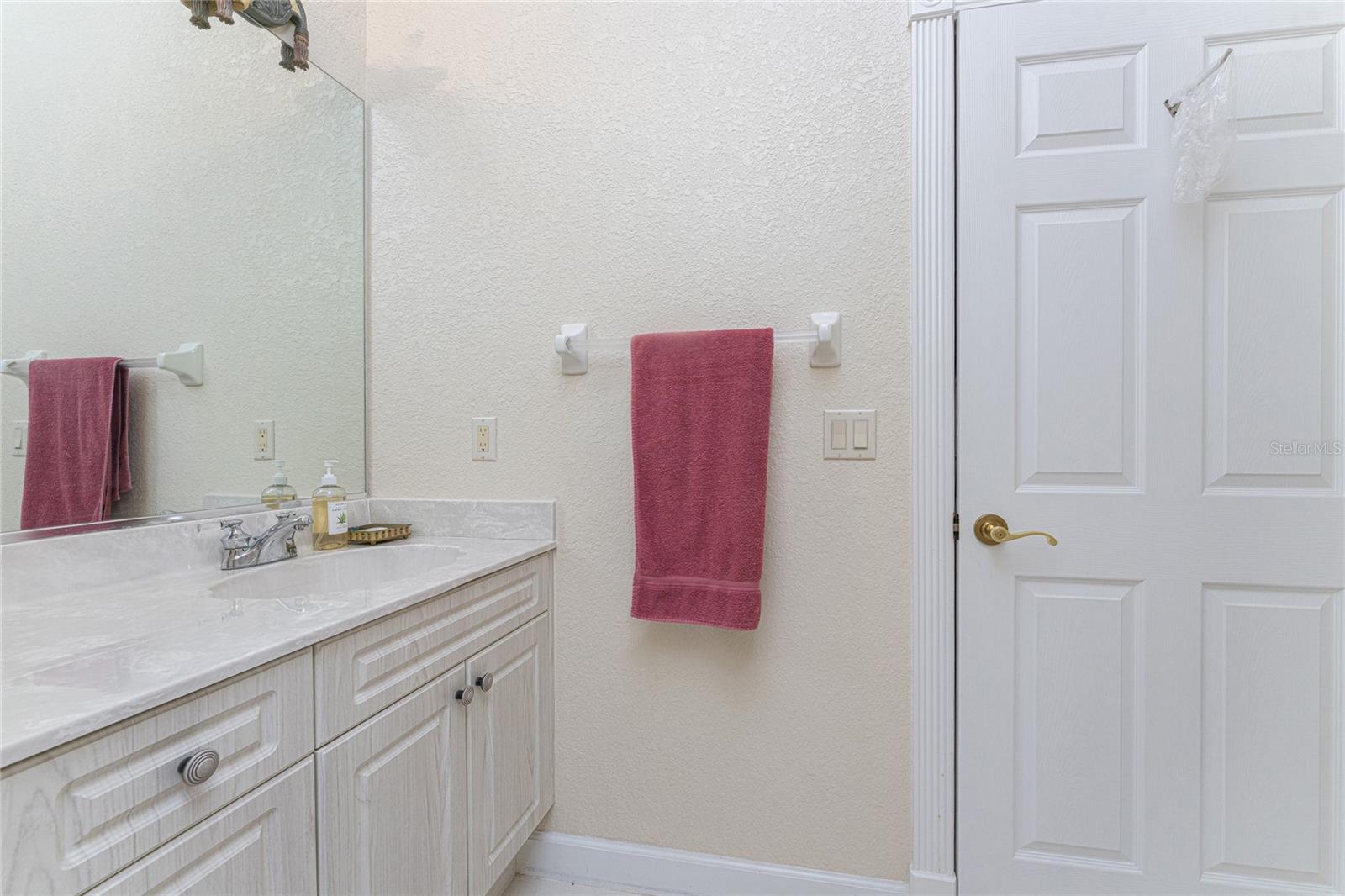 12109 SW KINGSWAY CIR, LAKE SUZY, FL — photo 30