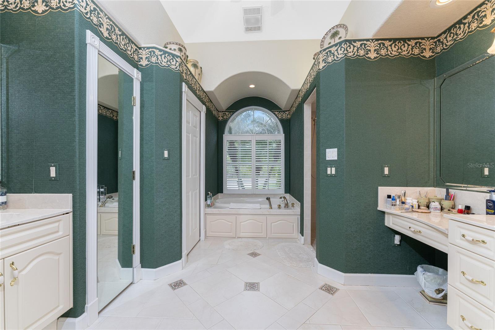 12109 SW KINGSWAY CIR, LAKE SUZY, FL — photo 42