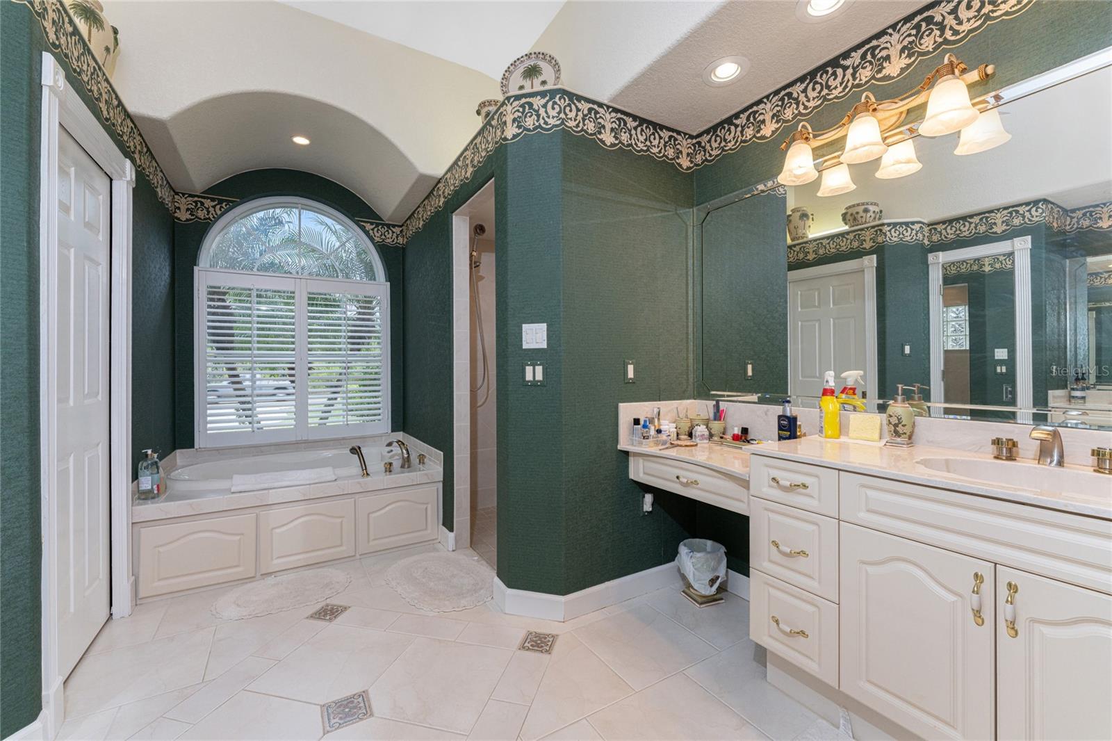 12109 SW KINGSWAY CIR, LAKE SUZY, FL — photo 43