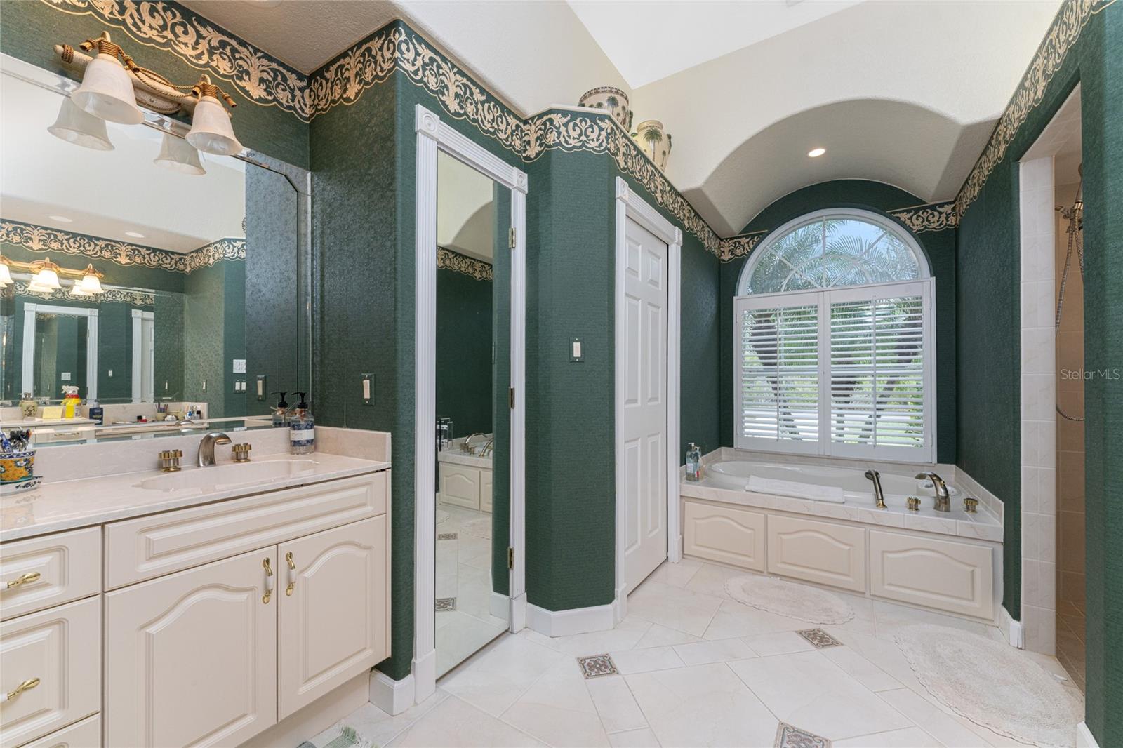 12109 SW KINGSWAY CIR, LAKE SUZY, FL — photo 44