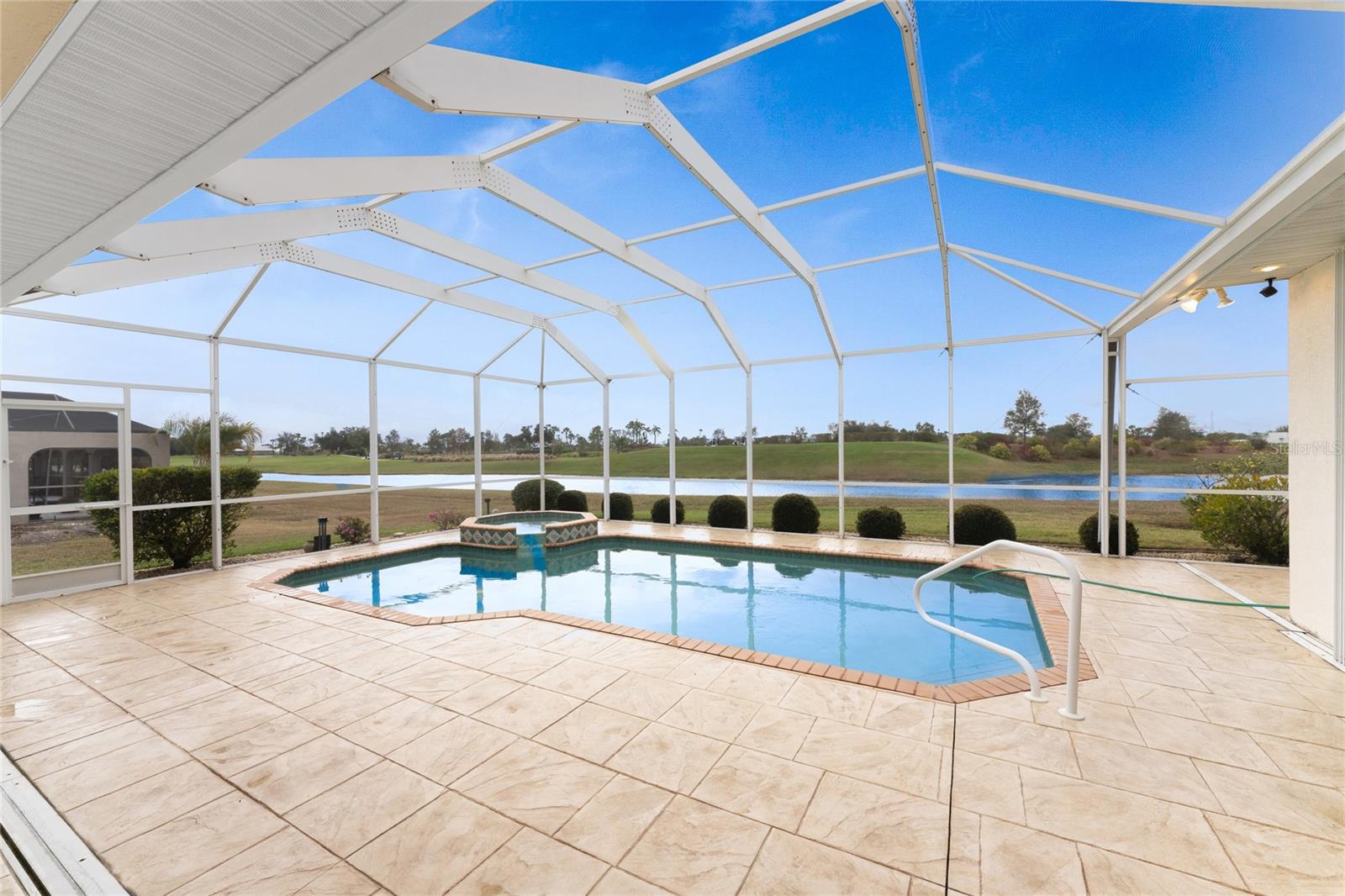 12109 SW KINGSWAY CIR, LAKE SUZY, FL — photo 52