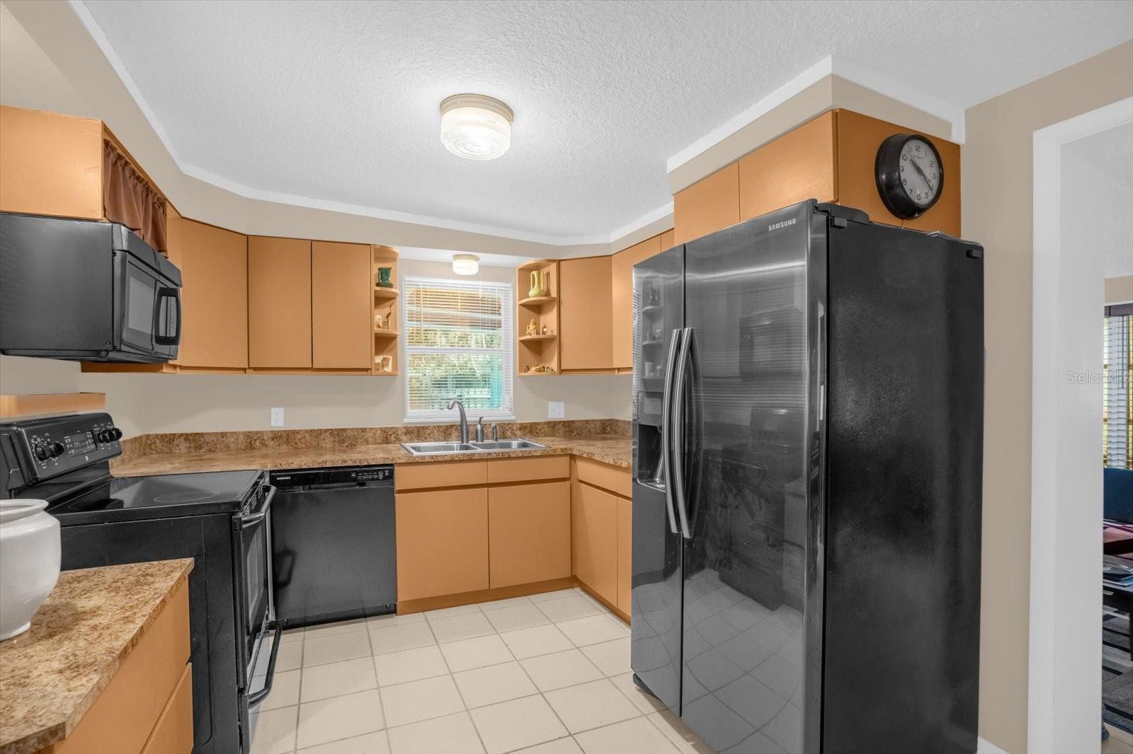 8150 SPRING DR, YALAHA, FL — photo 19