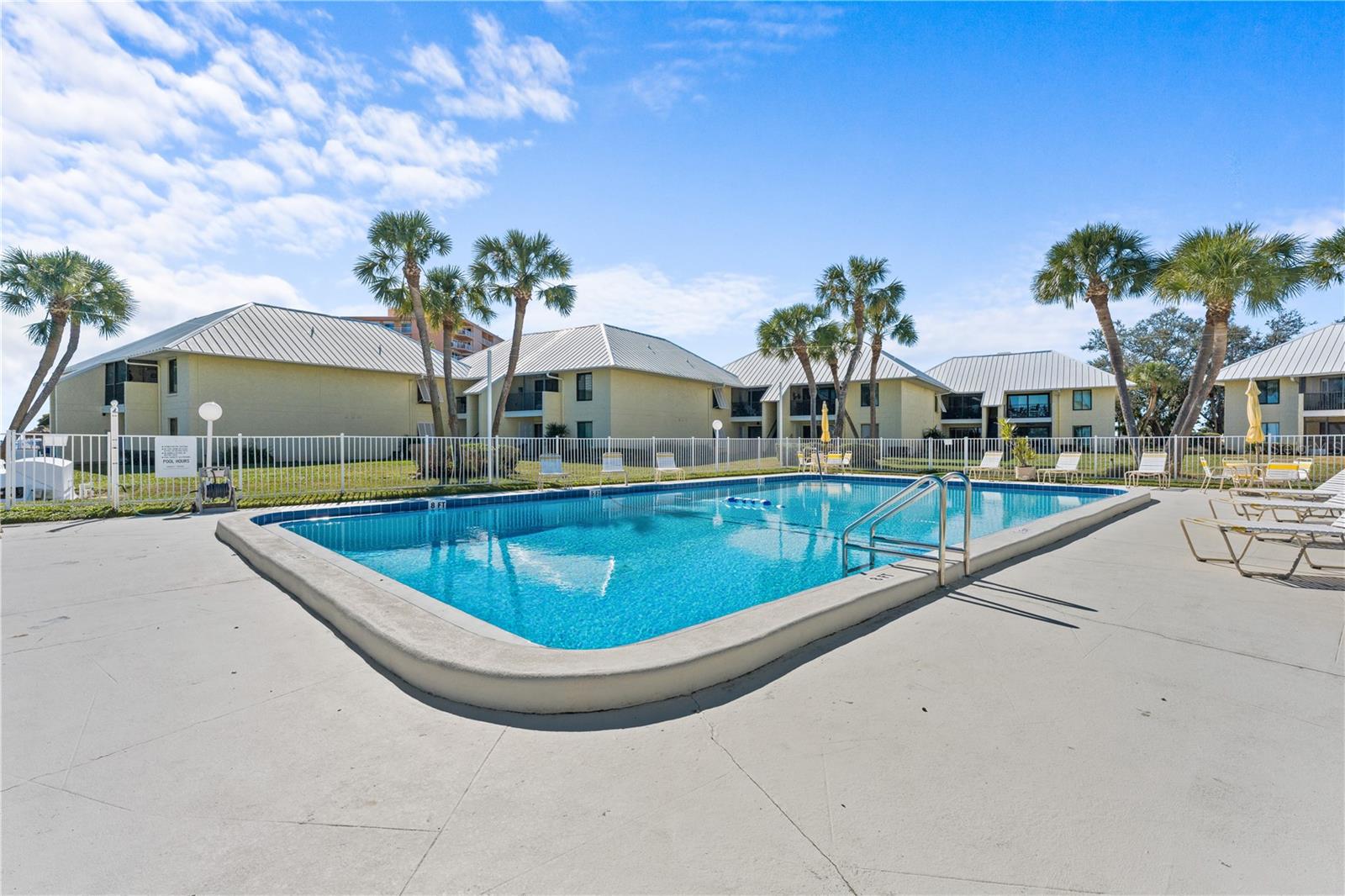 7310 SUNSHINE SKYWAY LN S #112, ST PETERSBURG, FL — photo 34