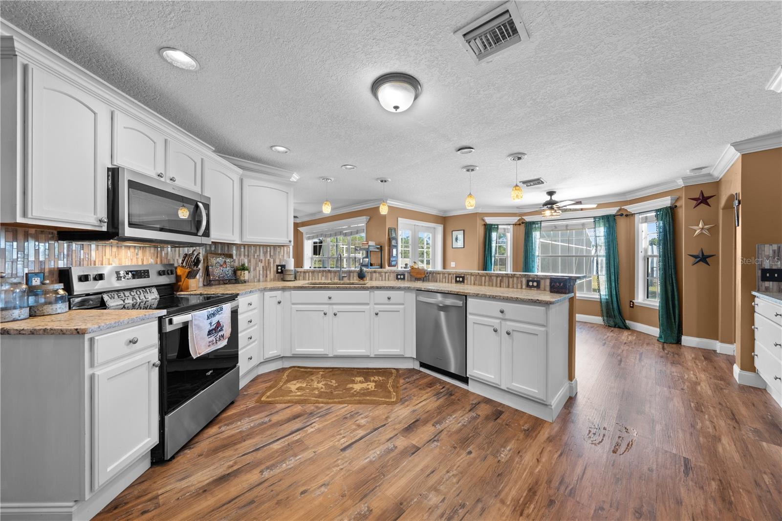 3255 TUCKER AVE, ST CLOUD, FL — photo 11